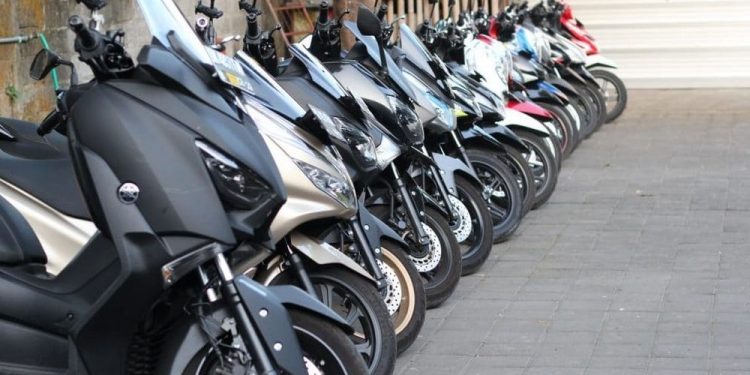 sewa motor bekasi