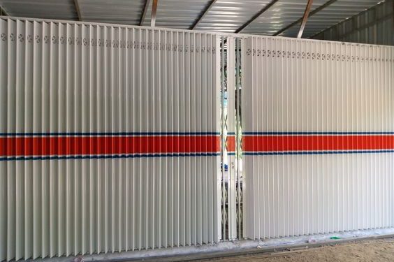 Pintu Harmonika Bekas di Surabaya: Solusi Terjangkau untuk Penataan Ruang