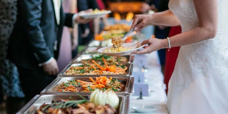 Menyajikan Pilihan Kuliner yang Sehat dan Menyegarkan dengan Catering Pernikahan Vegan