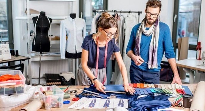 Proses Pembuatan Kaos Massal yang Menakjubkan