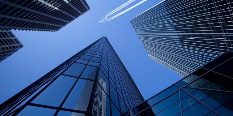 Memahami Pentingnya Penggunaan Kaca Tempered dalam Bangunan