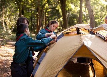 https://hilltopcamplembang.com/tempat-camping-di-lembang-bandung-murah/