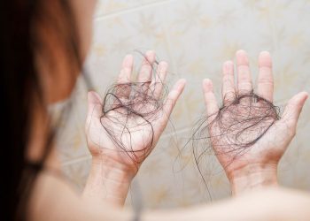 Solusi Ampuh Atasi Rambut Rontok, Temukan Shampo Terbaik Untuk Kepala Lebih Sehat