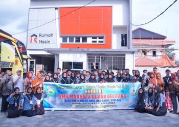 Pembelajaran Praktis Industri