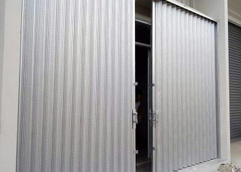 Kekuatan dan Estetika dalam Satu Pintu: Pintu Harmonika Pilihan Anda