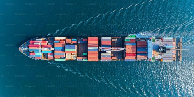 Strategi Pengelolaan Ruang Penyimpanan Efektif dengan Sewa Container 40 Feet