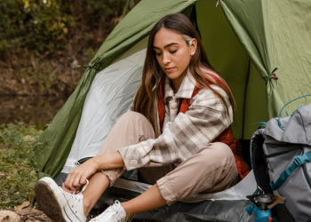 Tampil Stylish Saat Camping