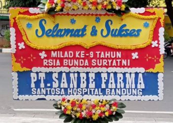 Desain Karangan Bunga Minimalis yang Memikat