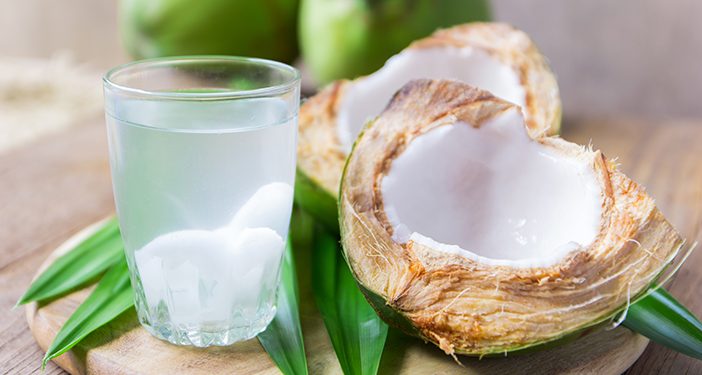 Cara Meningkatkan Produktivitas Usaha dengan Mesin Pengupas Kelapa Muda