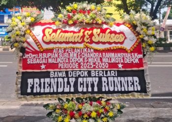 Karangan Bunga Virtual: Pesan Online, Bunga Tiba