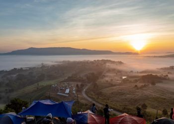 https://hilltopcamplembang.com/tempat-camping-di-lembang-bandung-murah/